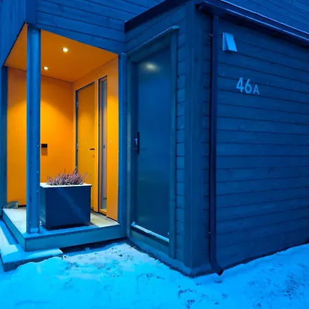 Modern Townhouse In Lofoten Ferienhaus *
