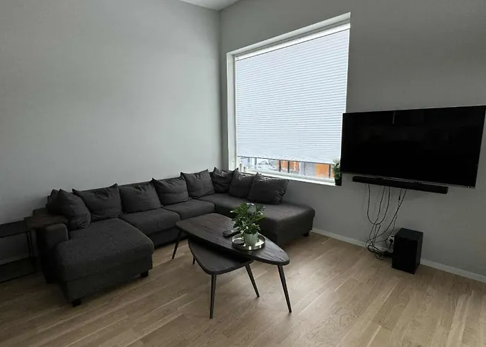 Modern Townhouse In Lofoten *